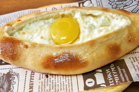 Хачапури по-аджарски