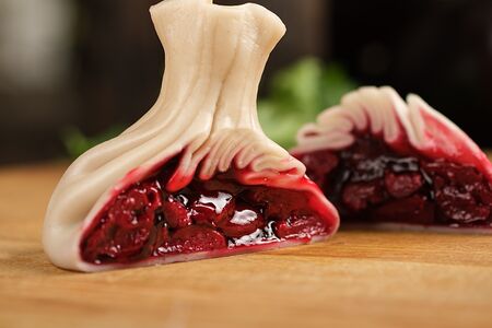 Хинкали с вишней