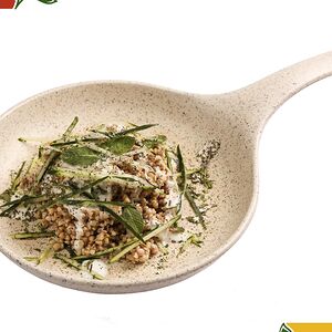 Կանաչ հնդկաձավար և քամած մածուն