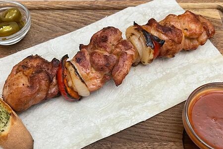 Шашлык из cвинoй шеи