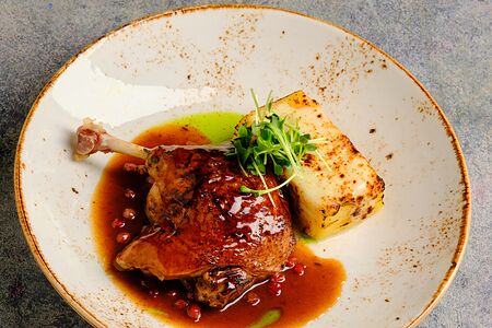 Утиная ножка с гречкой