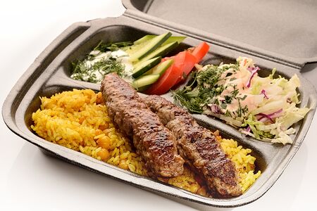 Пилав с кебабом из говядины