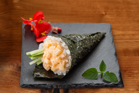 Ручной ролл с гребешком