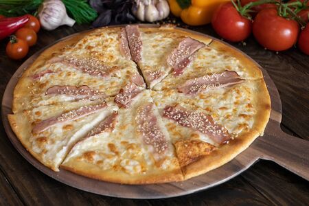 Итальянская пицца Карбонара