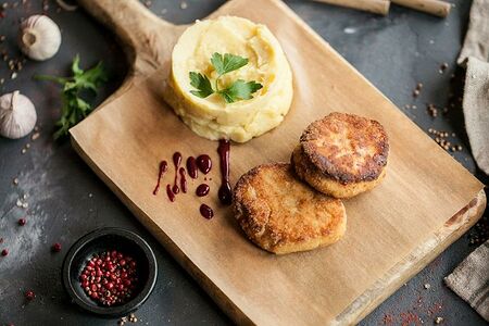 Куриные котлеты с пюре