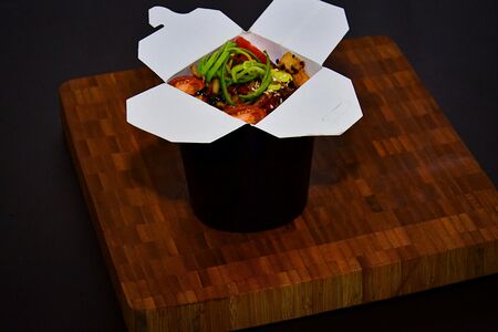 Удон с курицей