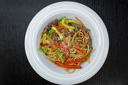 Феттуччине с курицей и грибами в сливках