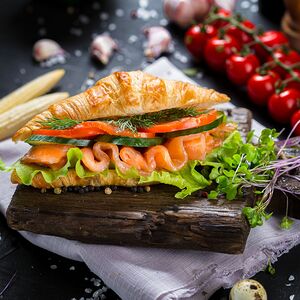 Сэндвич с лососем