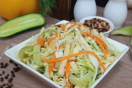 Салат с сельдереем