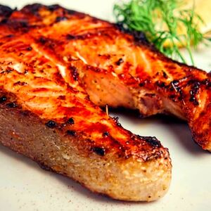 Стейк форели на мангале