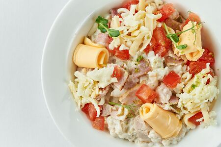 Каша с беконом и сыром