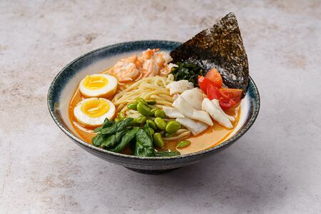 Кокосовый карри рамен