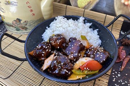 Рёбрышки свиные в кисло-сладком соусе