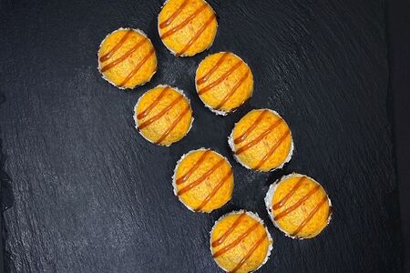 Запеченный с мидиями