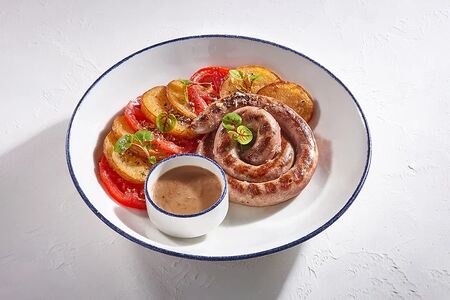 Сальсичча кон сальса алла сенапе