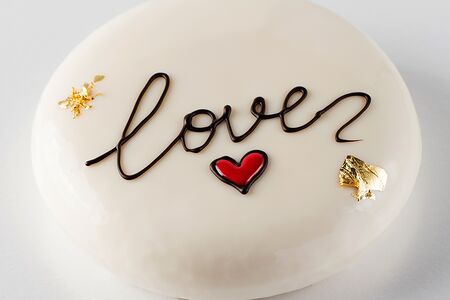 Торт пломбирный LOVE