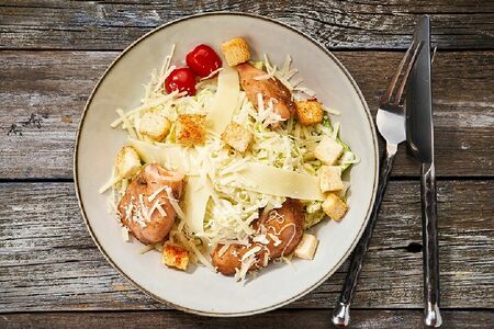 Цезарь с курицей