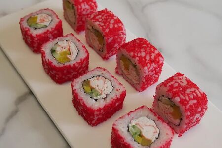 Калифорния с крабом