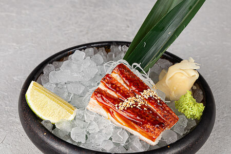 Сашими из угря