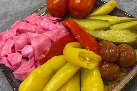 Ассорти домашних солений