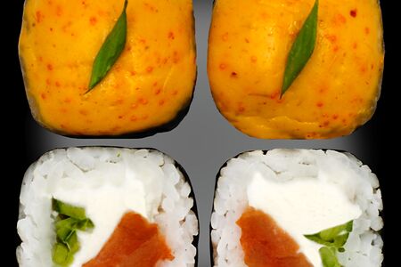 Запеченный с копченым лососем