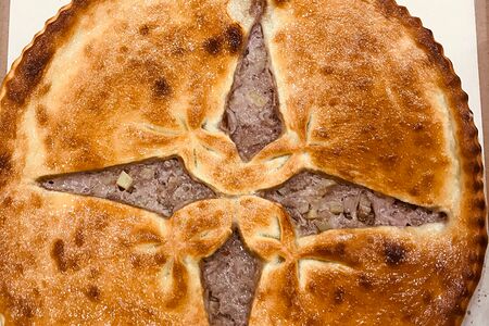 Осетинский пирог с мясом и картофелем