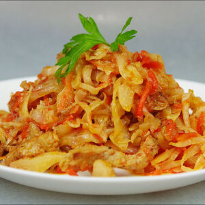 Капуста тушеная