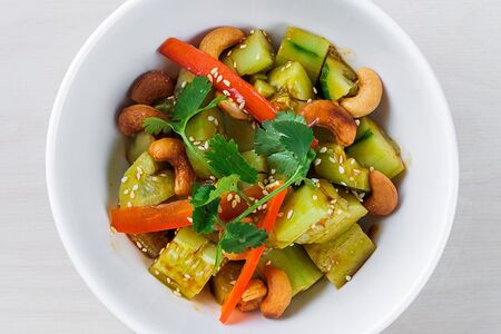 Битые огурцы с кешью