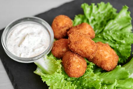 Куриные наггетсы