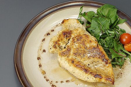 Стейк из куриной грудки