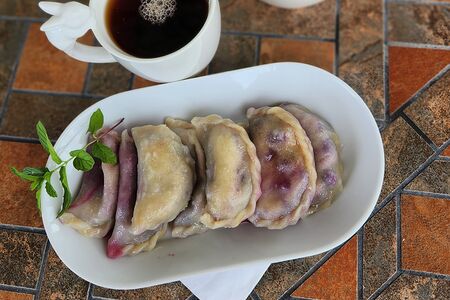 Вареники с вишней