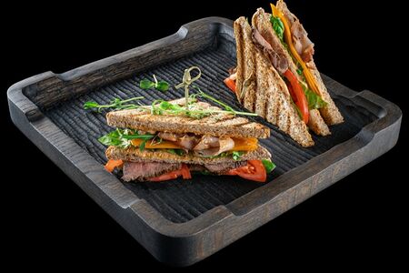 Клубный сэндвич с курицей