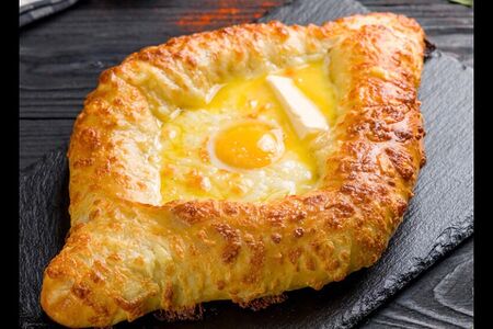 Хачапури по-аджарски