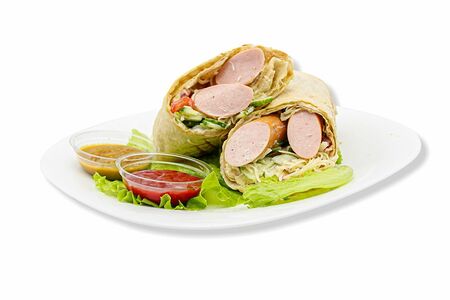Хот-дог в лаваше с двумя сосисками