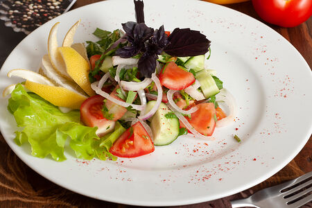 Салат овощной