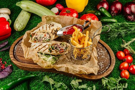 Тантуни в лаваше