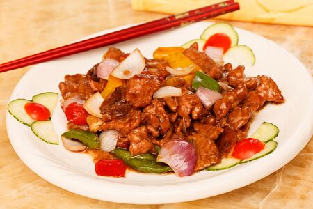 Говядина в устричном соусе