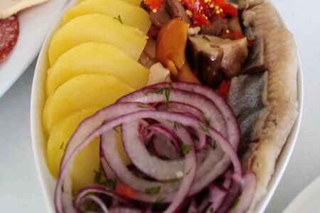 Сельдь с картофелем