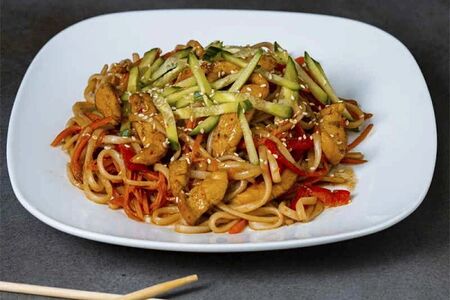 Удон с курицей