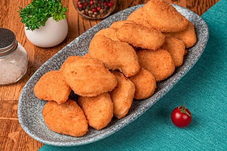 Куриные наггетсы