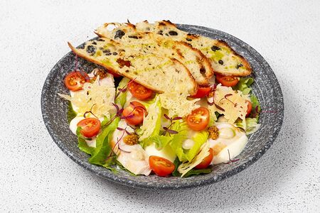 Хрустящие листья салата романо