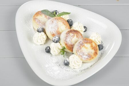 Сырники с манговым кремом