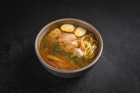 Суп куриный с лапшой