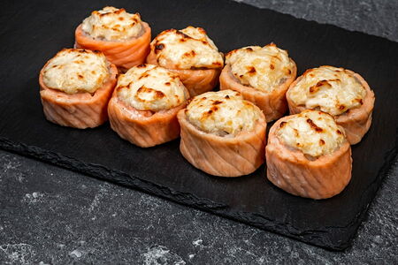 Филадельфия запечённая с креветкой