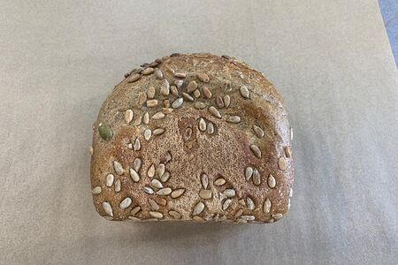 Хлеб бездрожжевой с семечками