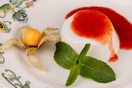 Десерт кокосовая Панна котта