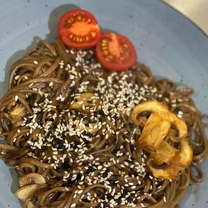 Սոբա բանջարեղենով