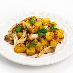 Жареный картофель с грибами