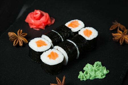 Классический с лососем