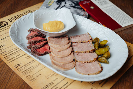 Ассорти мясное